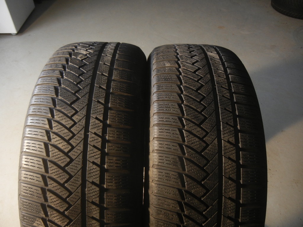 Zimní pneu Continental 255/50R19