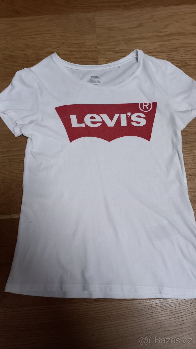 Levis triko