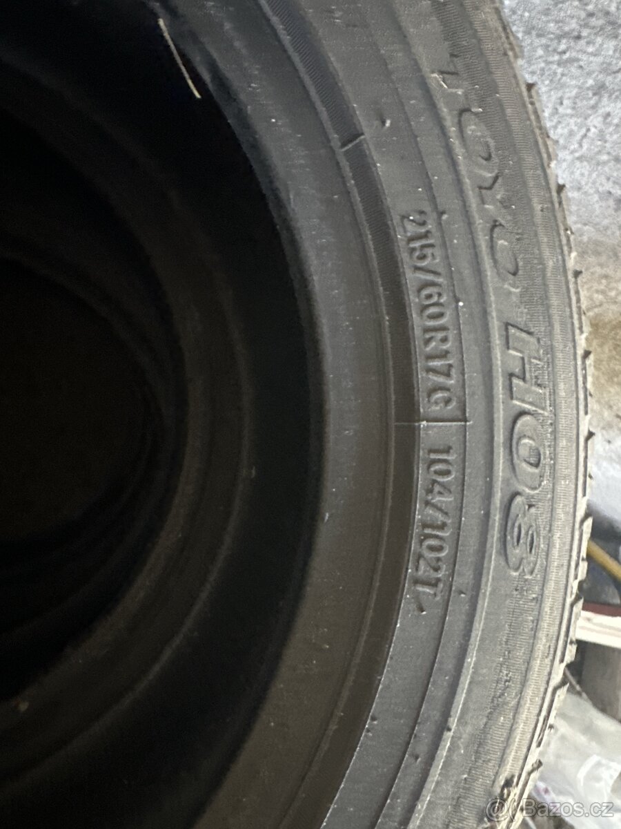 215/60r17c