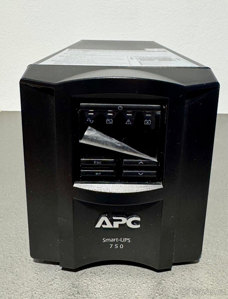 UPS APC Smart 750