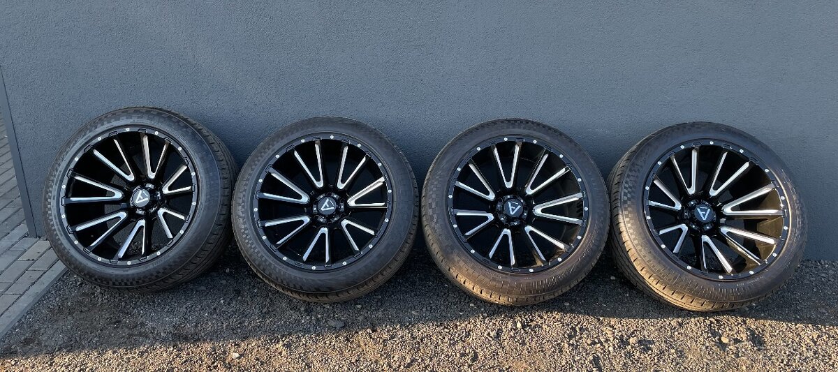 Kola R22 6x139,7  ET -44