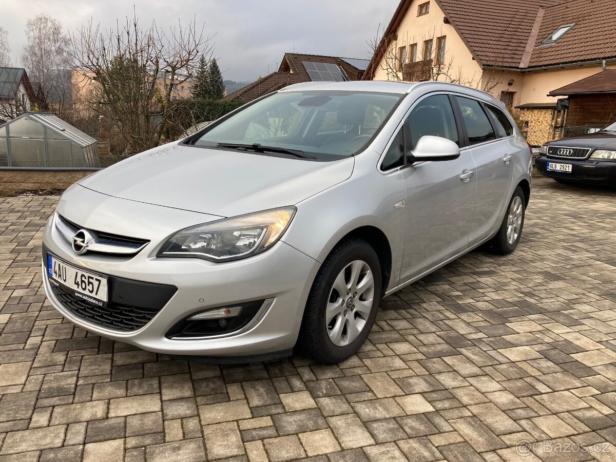 Opel Astra 1,6 CDTi 81kW Sports Tourer DPH