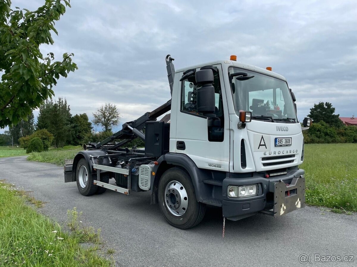 Iveco Eurocargo, kontejner 16t papírově 12t, nástavba 8t