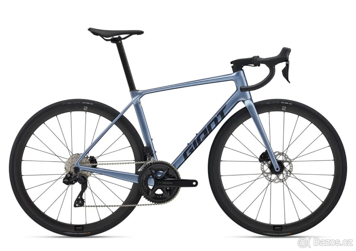 Karbonové silniční kolo GIANT TCR Advanced 0 PC Frost Silver