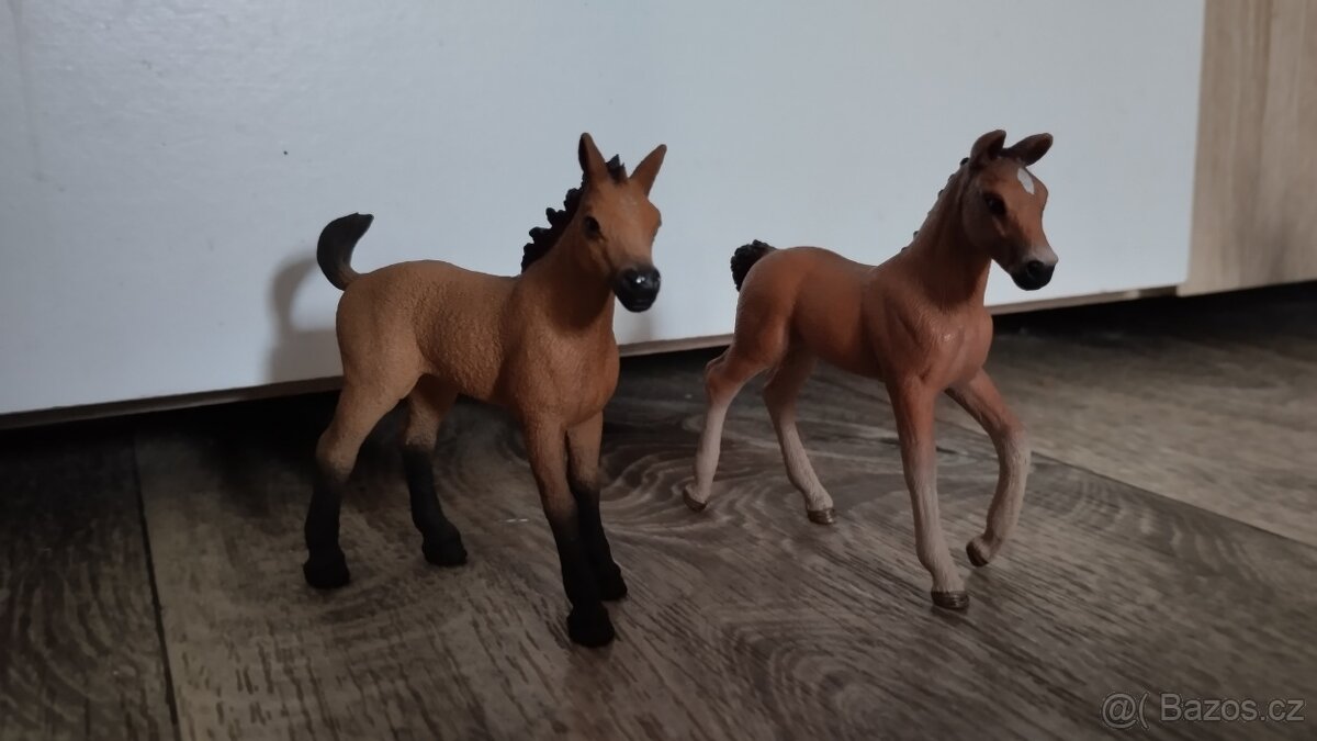 Schleich kůň/hříbě