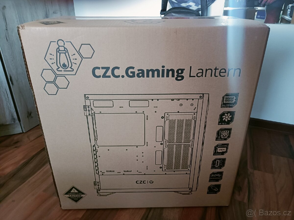 CzC Gaming Lantern E-ATX case