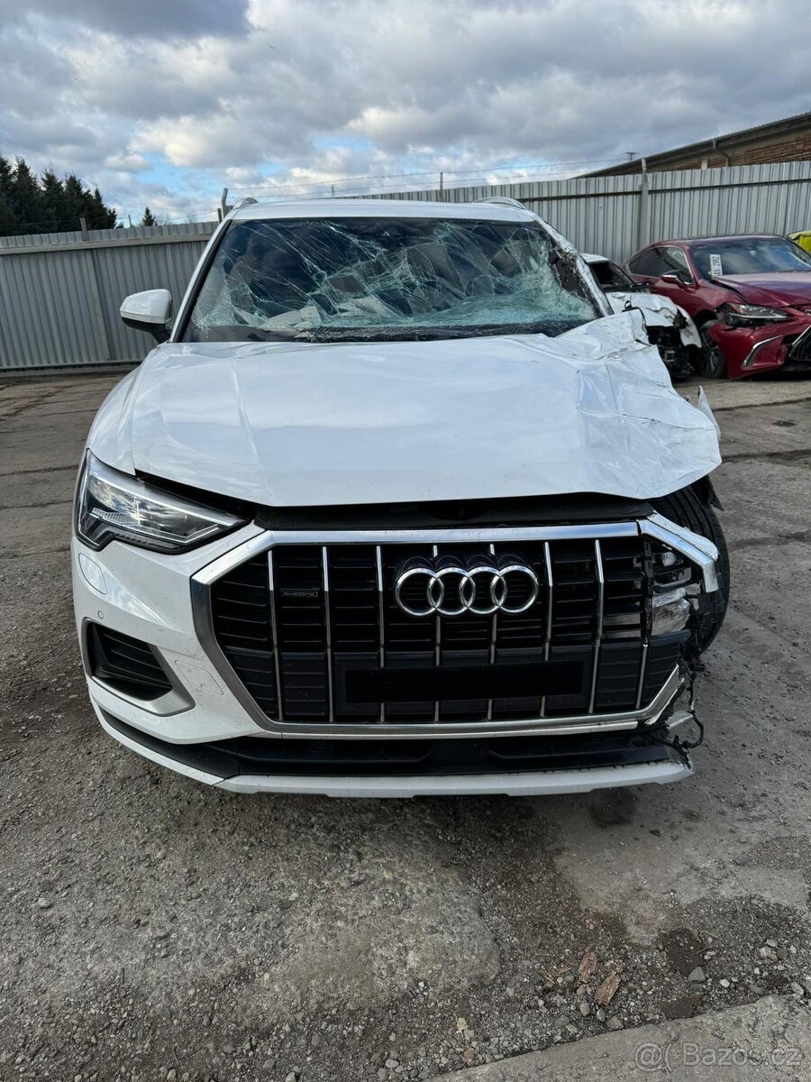 Audi Q3 Sline 2.0TDi Quattro DSG 2023 mootr start