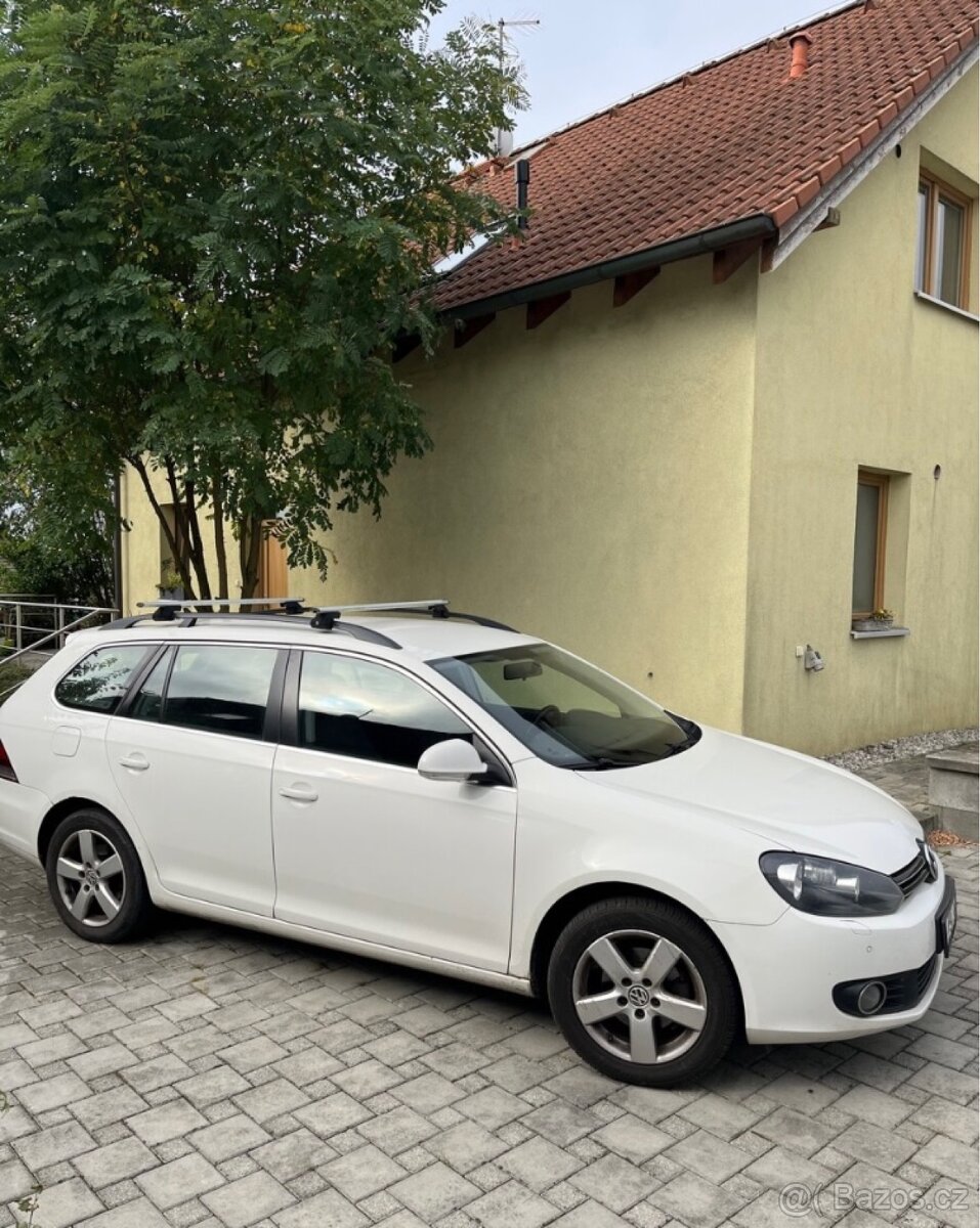 Volkswagen Golf kombi 2011 (77kw)