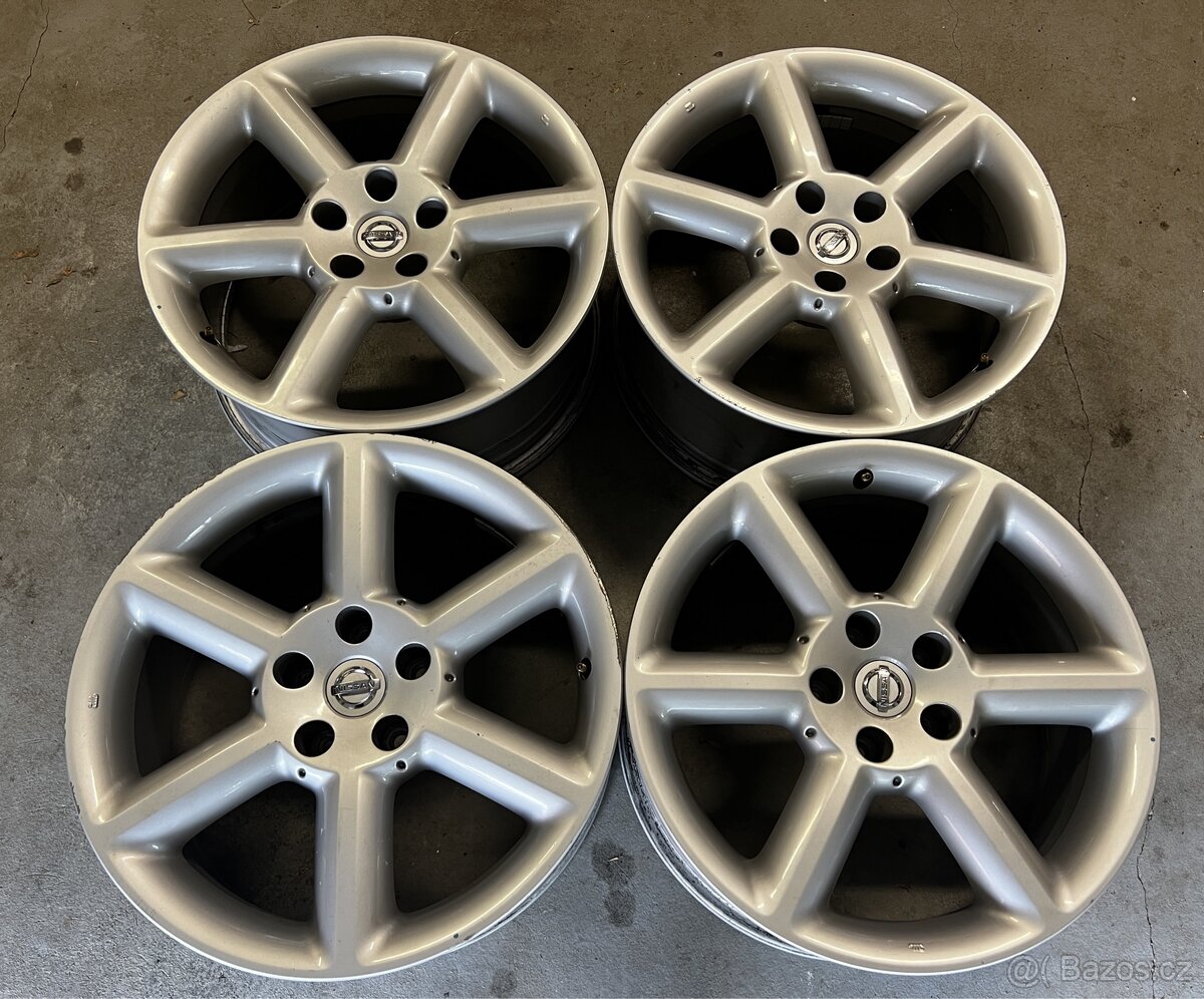 5x114,3 Kola Nissan 350z