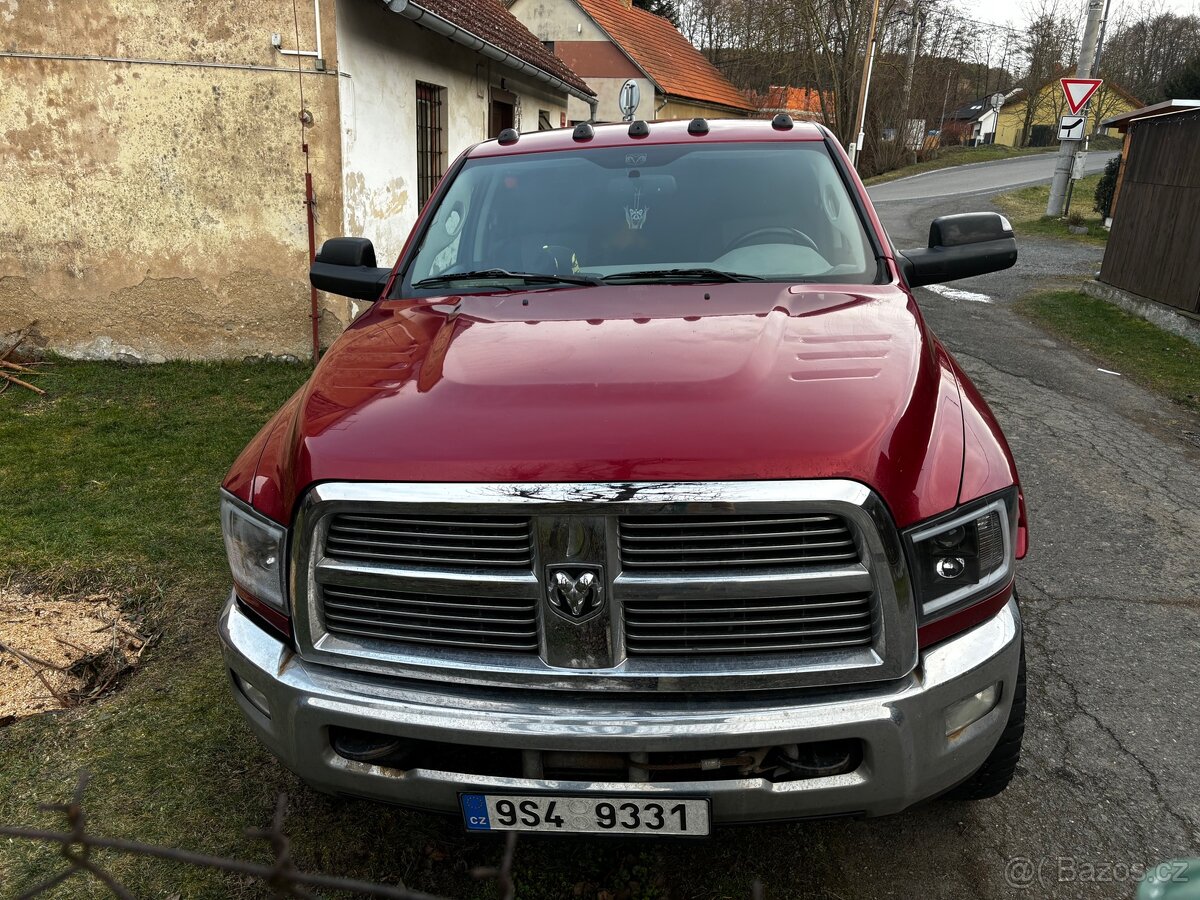 Dodge RAM 2500 5.7