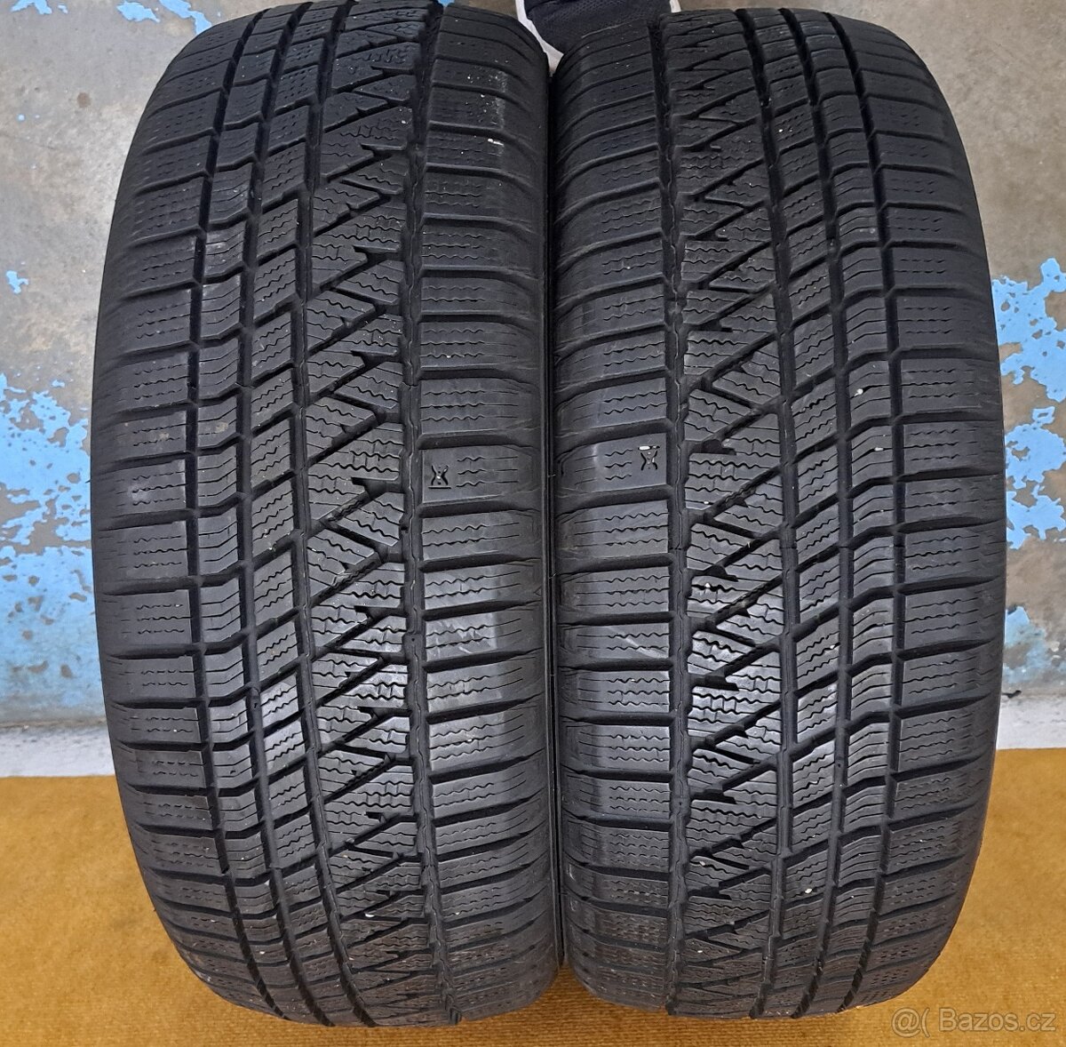 2x zimní pneu Kumho WinterCraft 215/50 R18 WS71 SUV