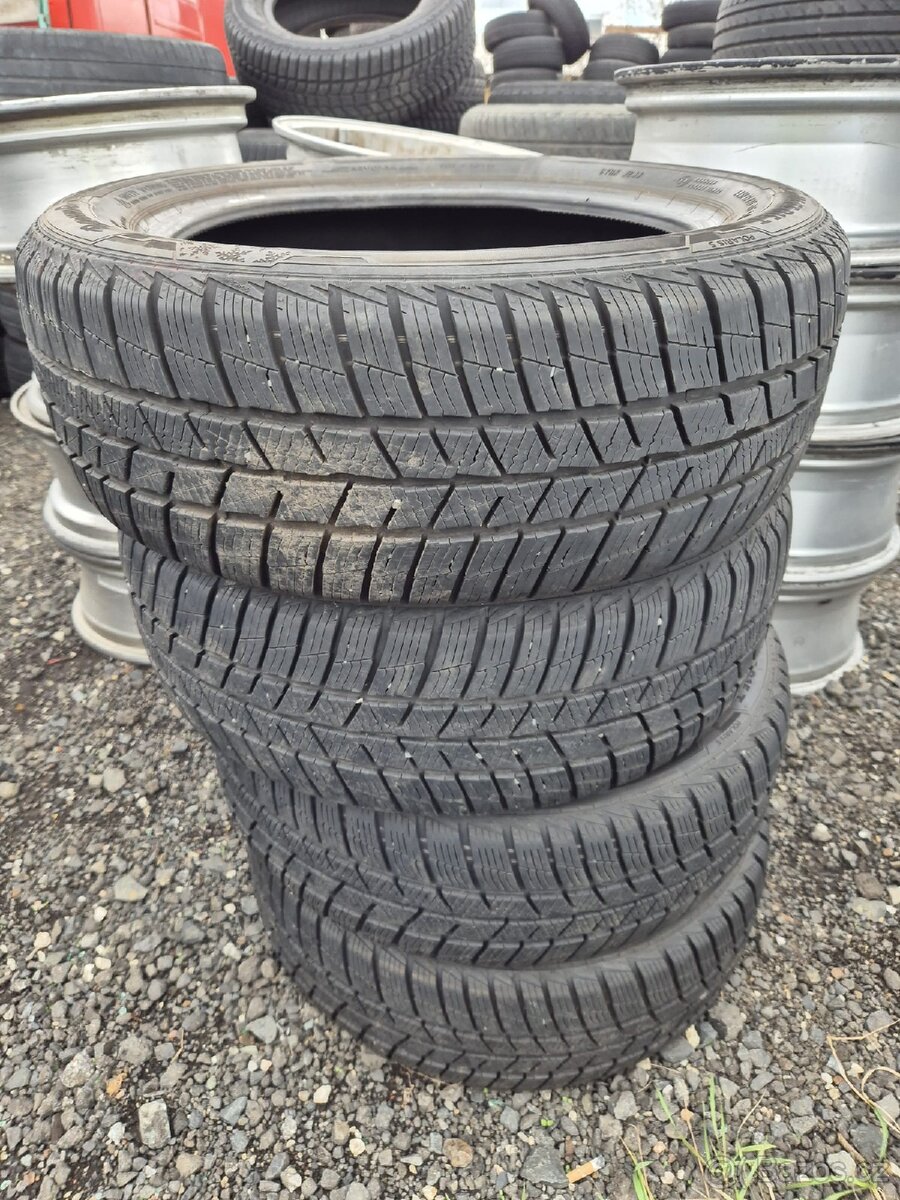 Zimní pneu Barum Polaris 5 185/55 R15