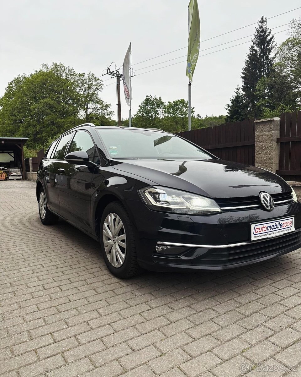 Volkswagen Golf VII 2,0TDi Variant DSG