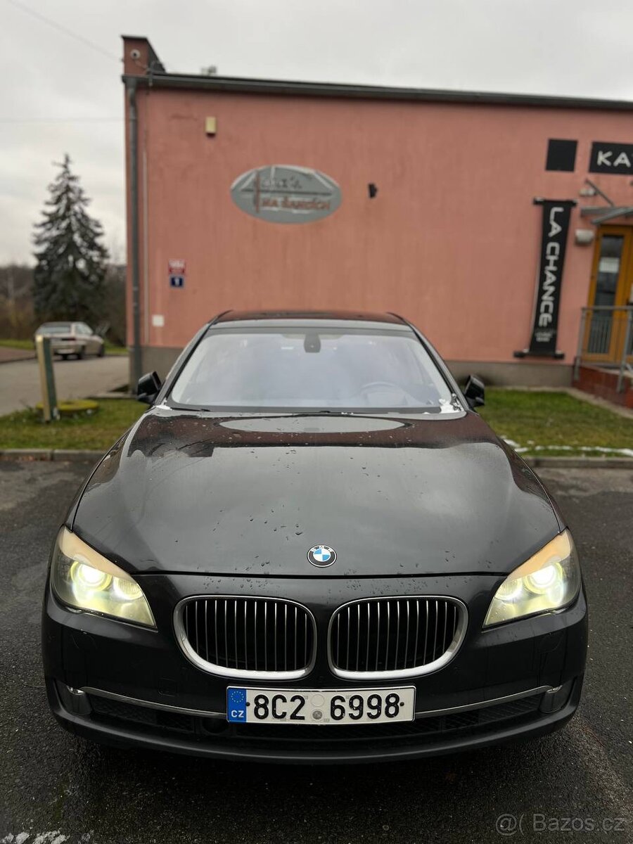 BMW 730d f01