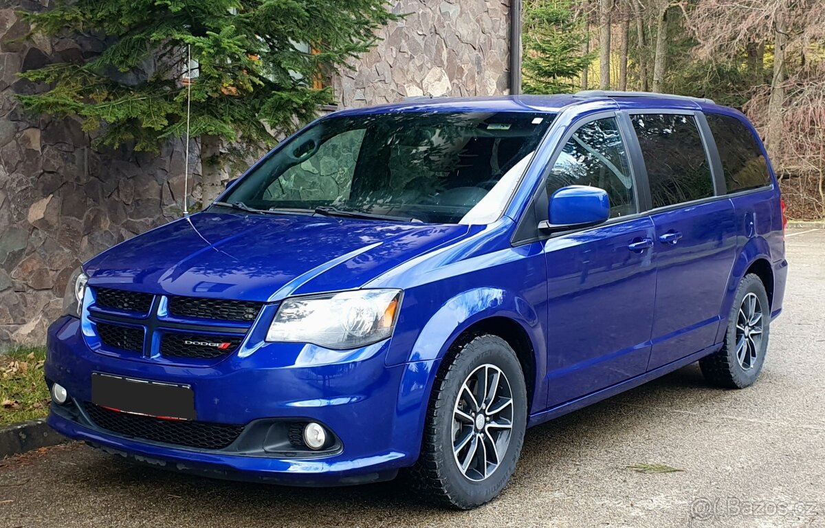 Prodám Dodge Grand Caravan GT 3.6 V6