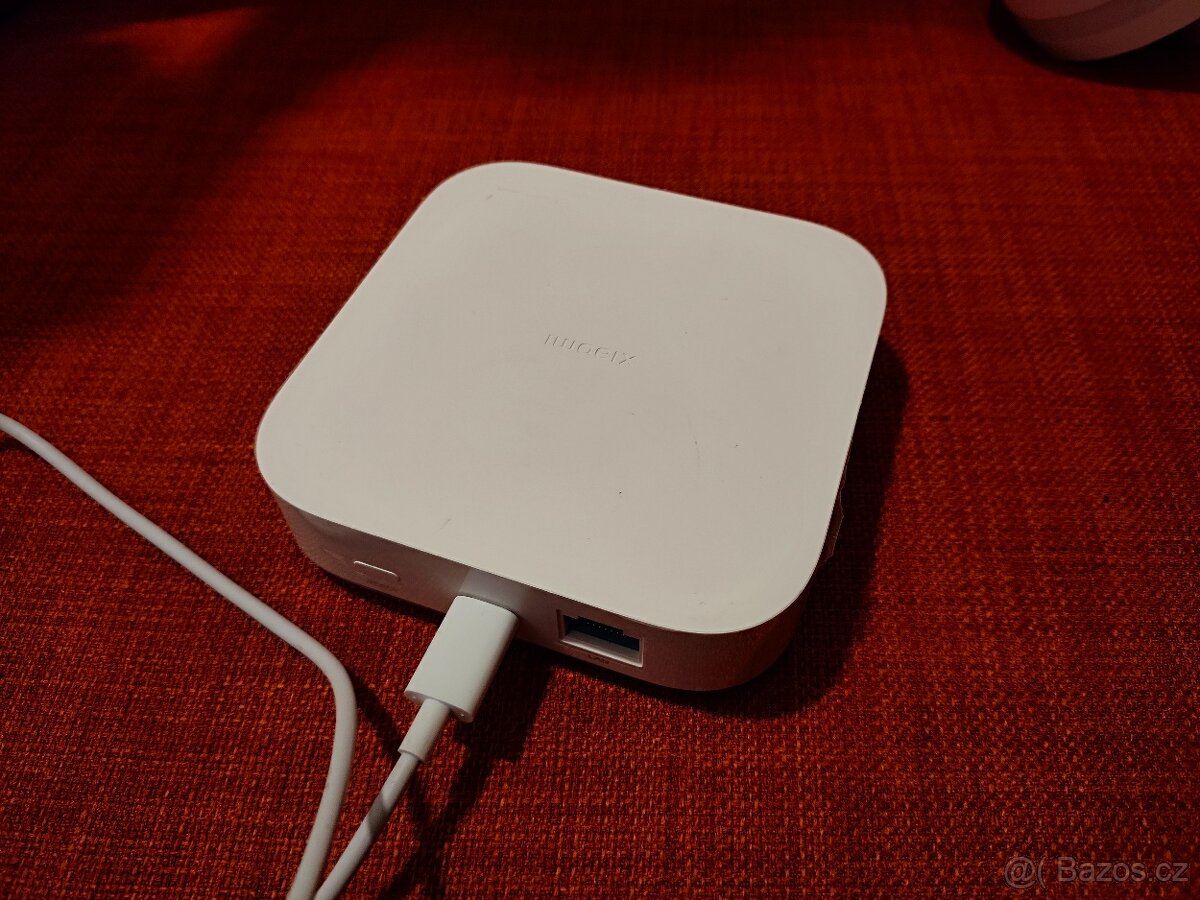 Xiaomi Smart Hub 2 + Mi home chytrá domácnost