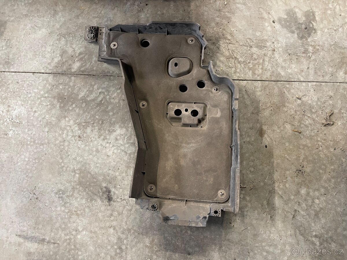 Subaru kryti pod motor oem