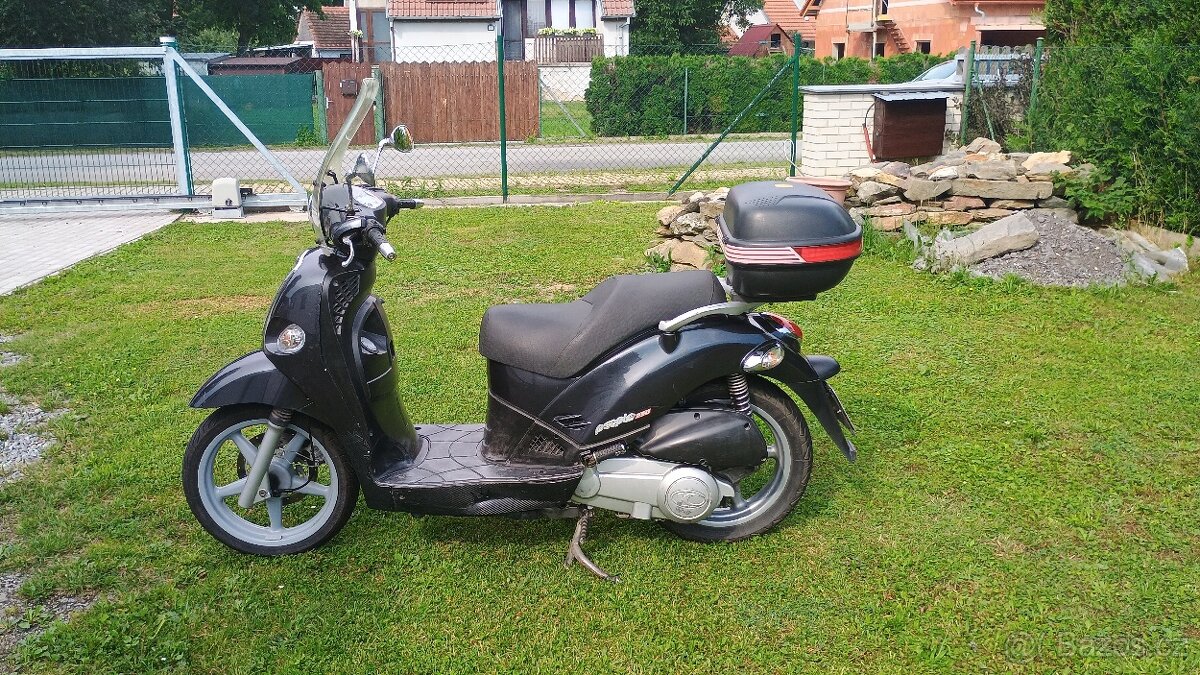 Kymco People 250