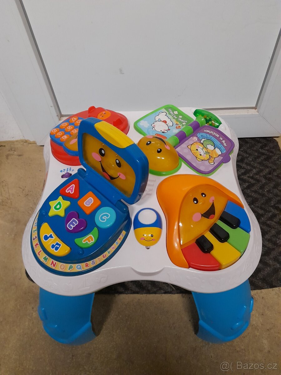 Hrací stolek Fisher Price