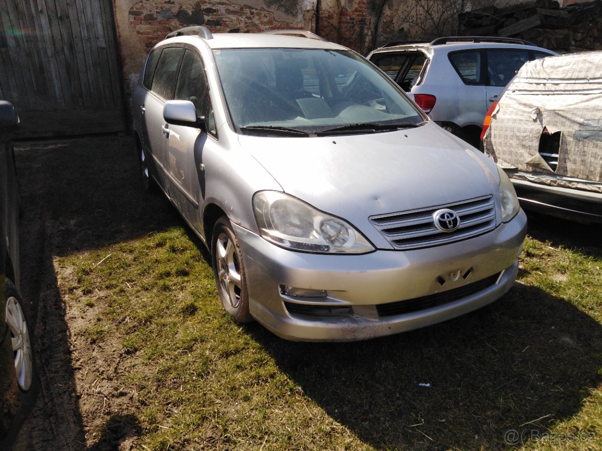 Avensis Verso 2005 d4d 85kw