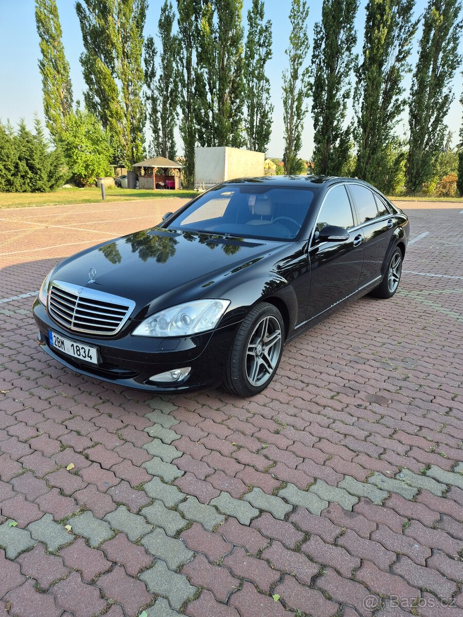 Mercedes-Benz Třídy S, 450,benzín,4-matic,2008