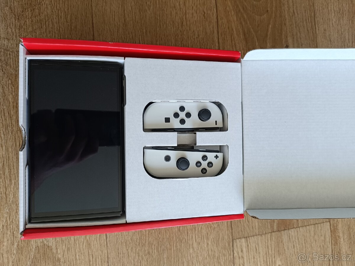 Nintendo switch OLED + Zelda TOTK - top stav, záruka