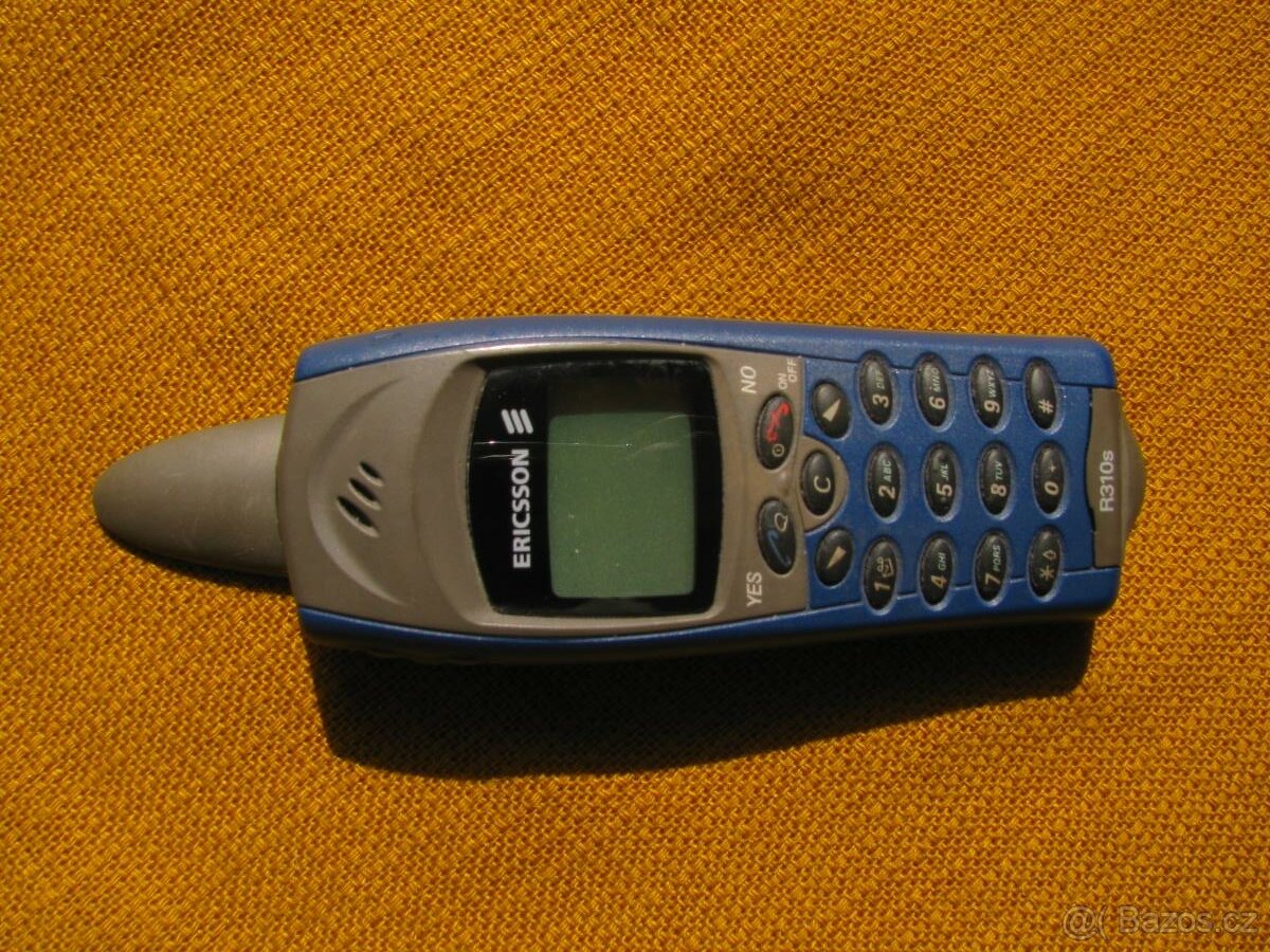 ERICSSON R310 jako nový, nepoužívaný, rok 2000+