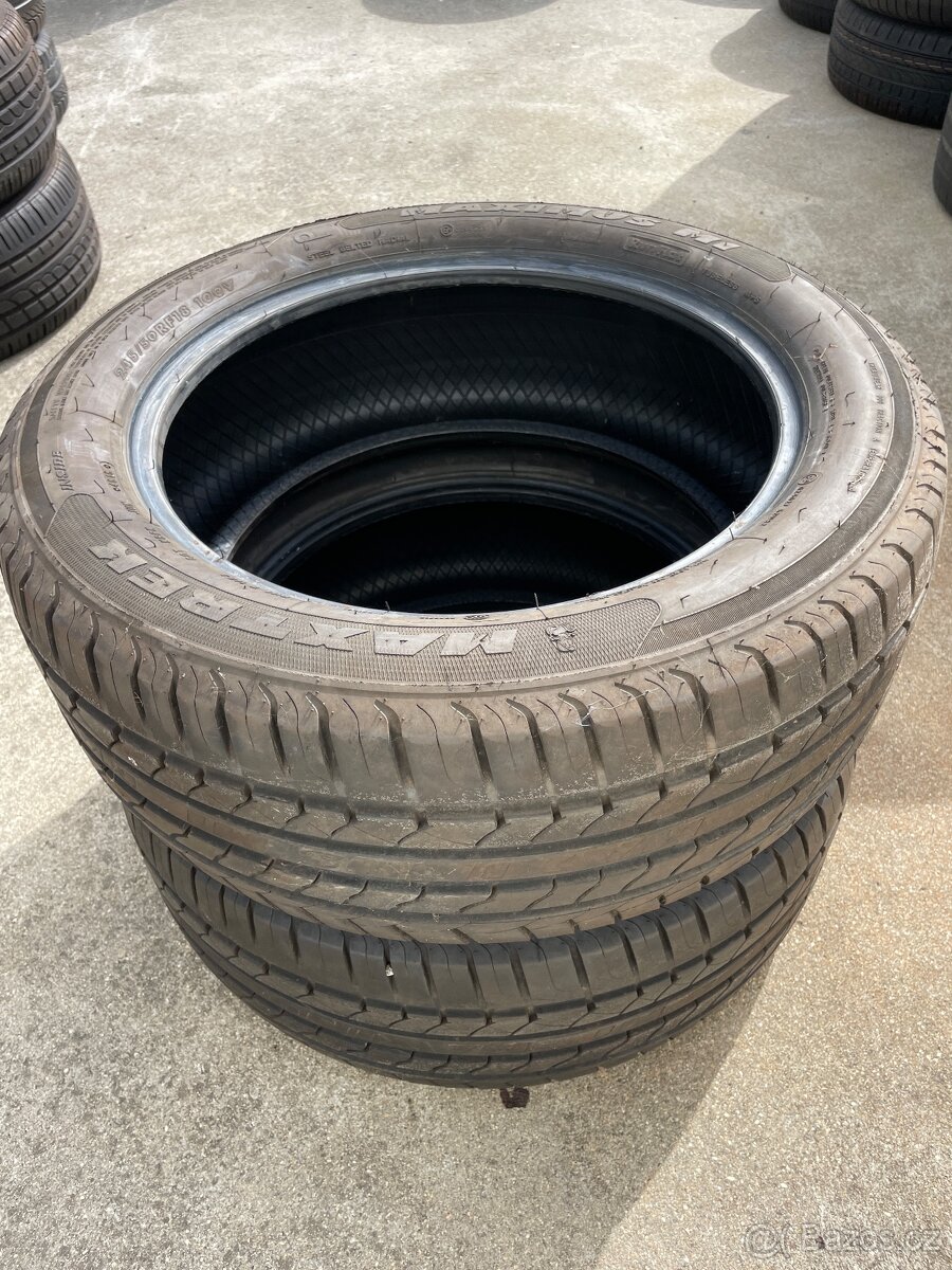 245/50R18