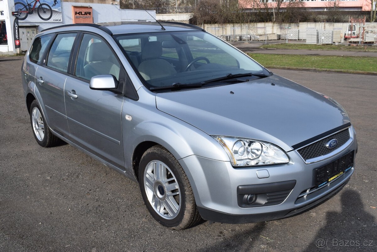 Ford Focus 1,6 16V PLNÁ VÝBAVA,AUTOMAT