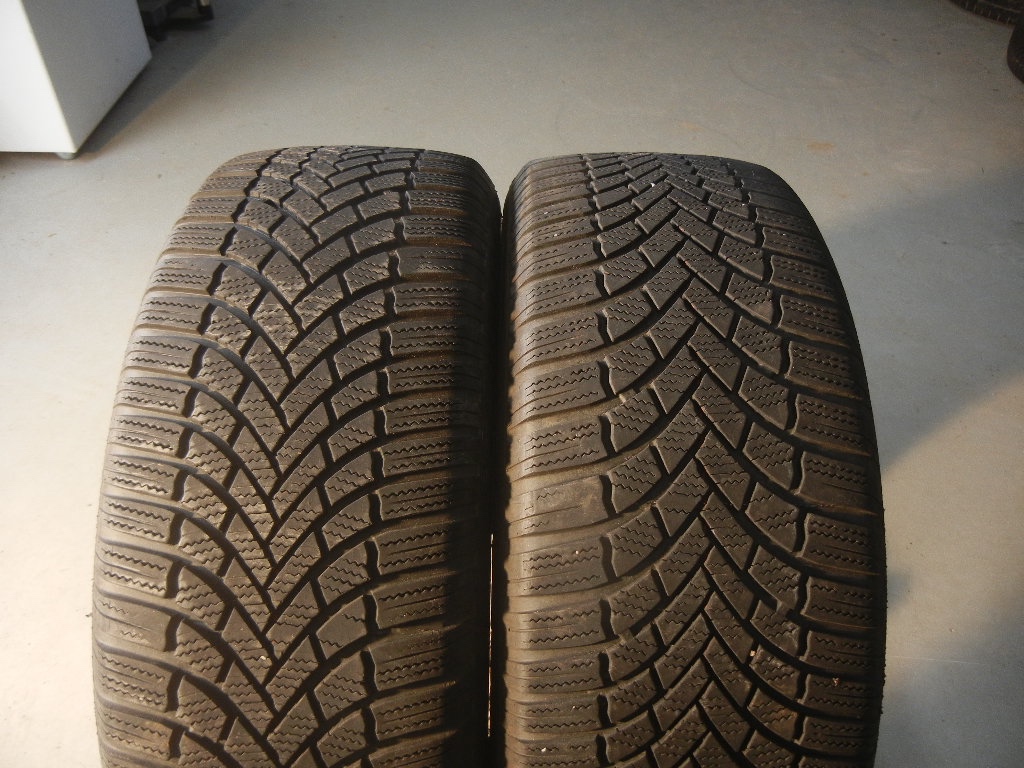 Zimní pneu Bridgestone 235/55R18