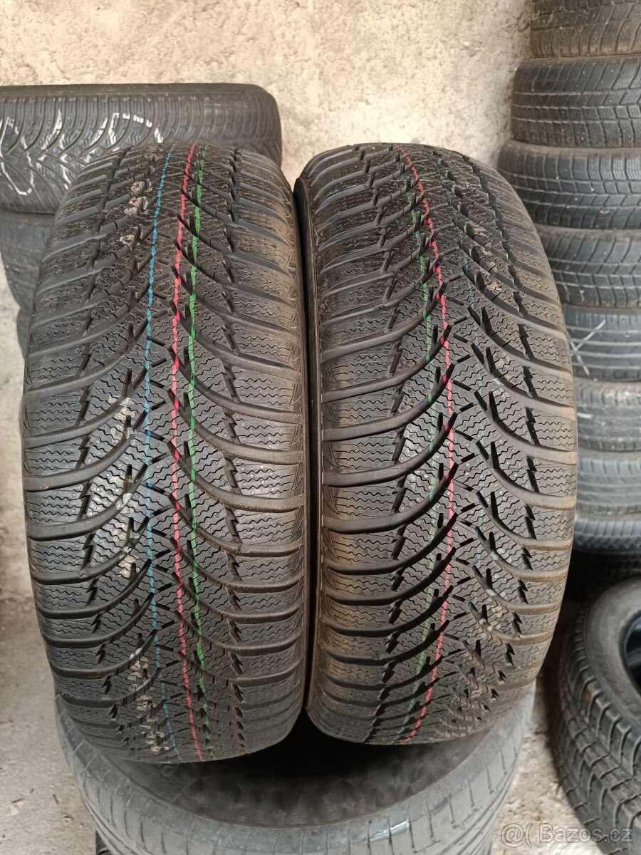 Zimní pneu 215/65 R15