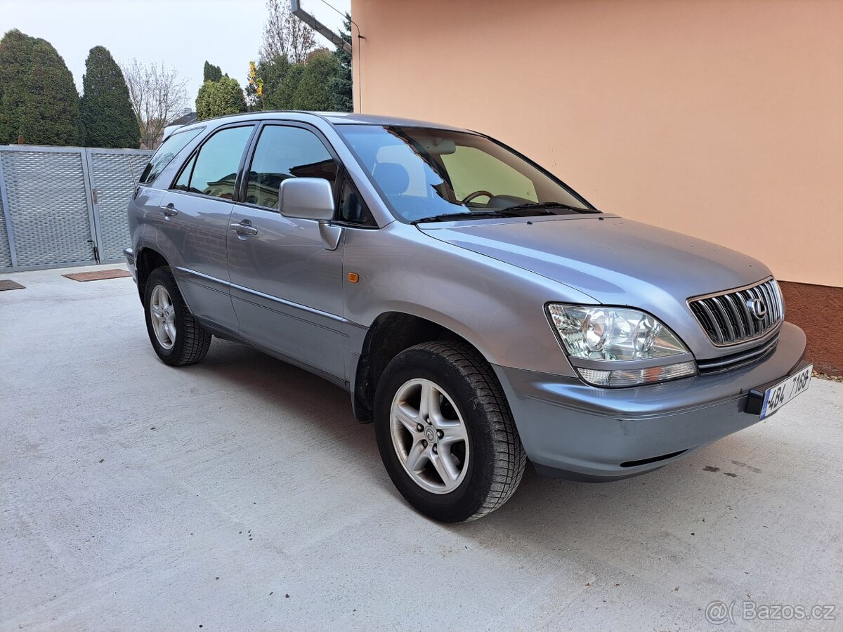 Lexus 3.0i V6 RX 300 4x4 r.v 2001 původ ČR