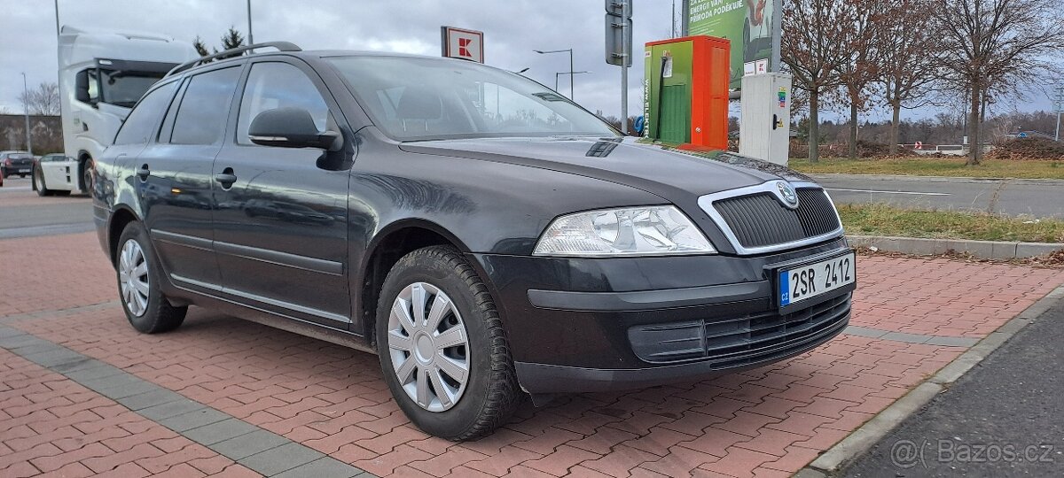 Škoda Octavia combi 2 1.6mpi, 2011, pouze 147tkm