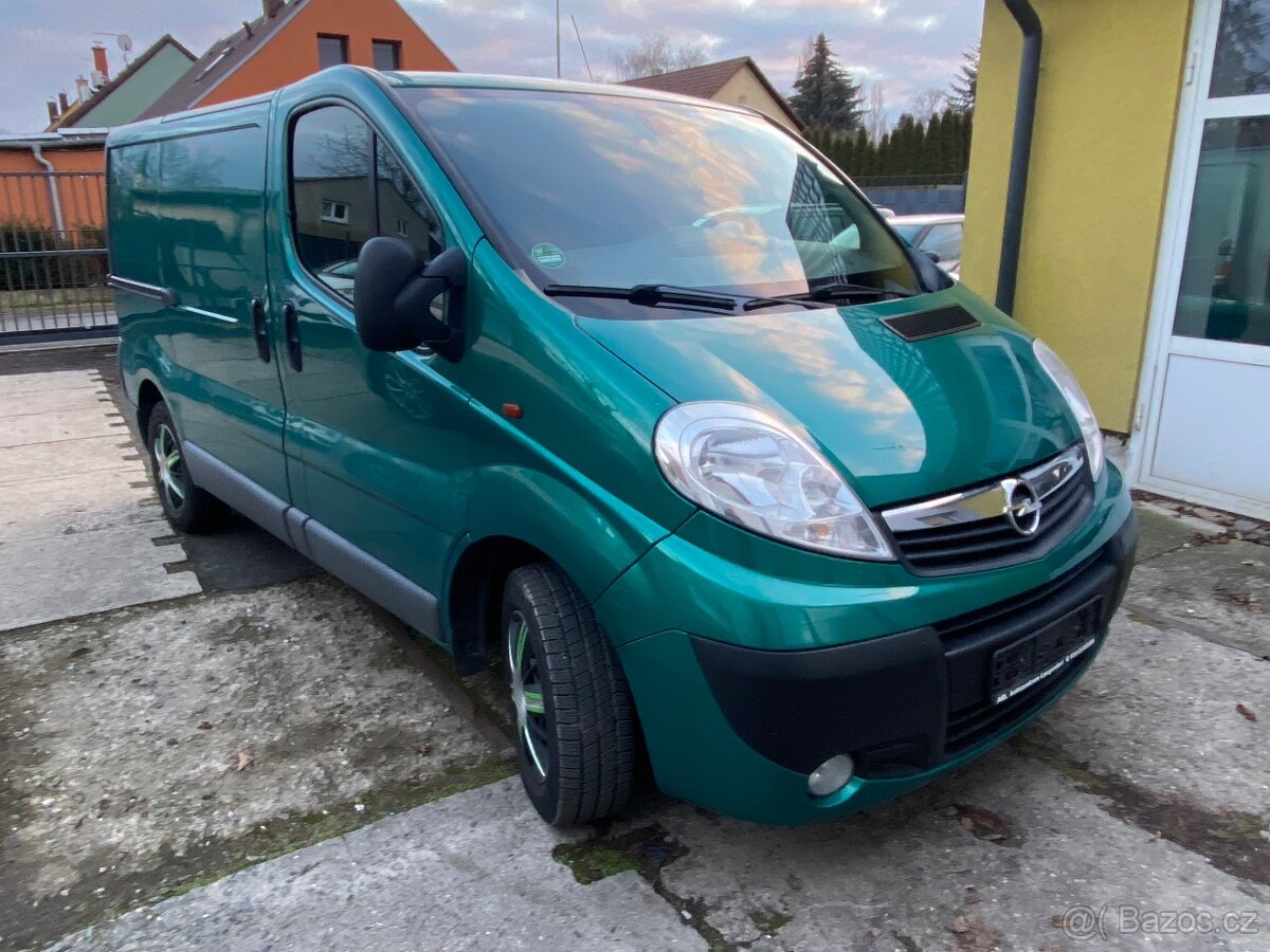 Opel Vivaro, Renault Trafic,2011 , naj. 111000 kmklima