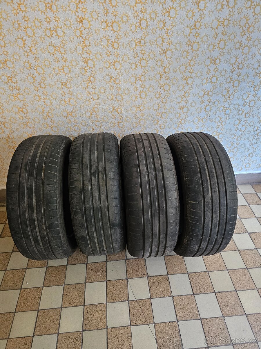 Pneumatiky Dunlop 205/55 R16