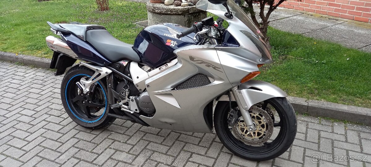 Prodám Motocykl Honda VFR 800 VTEC