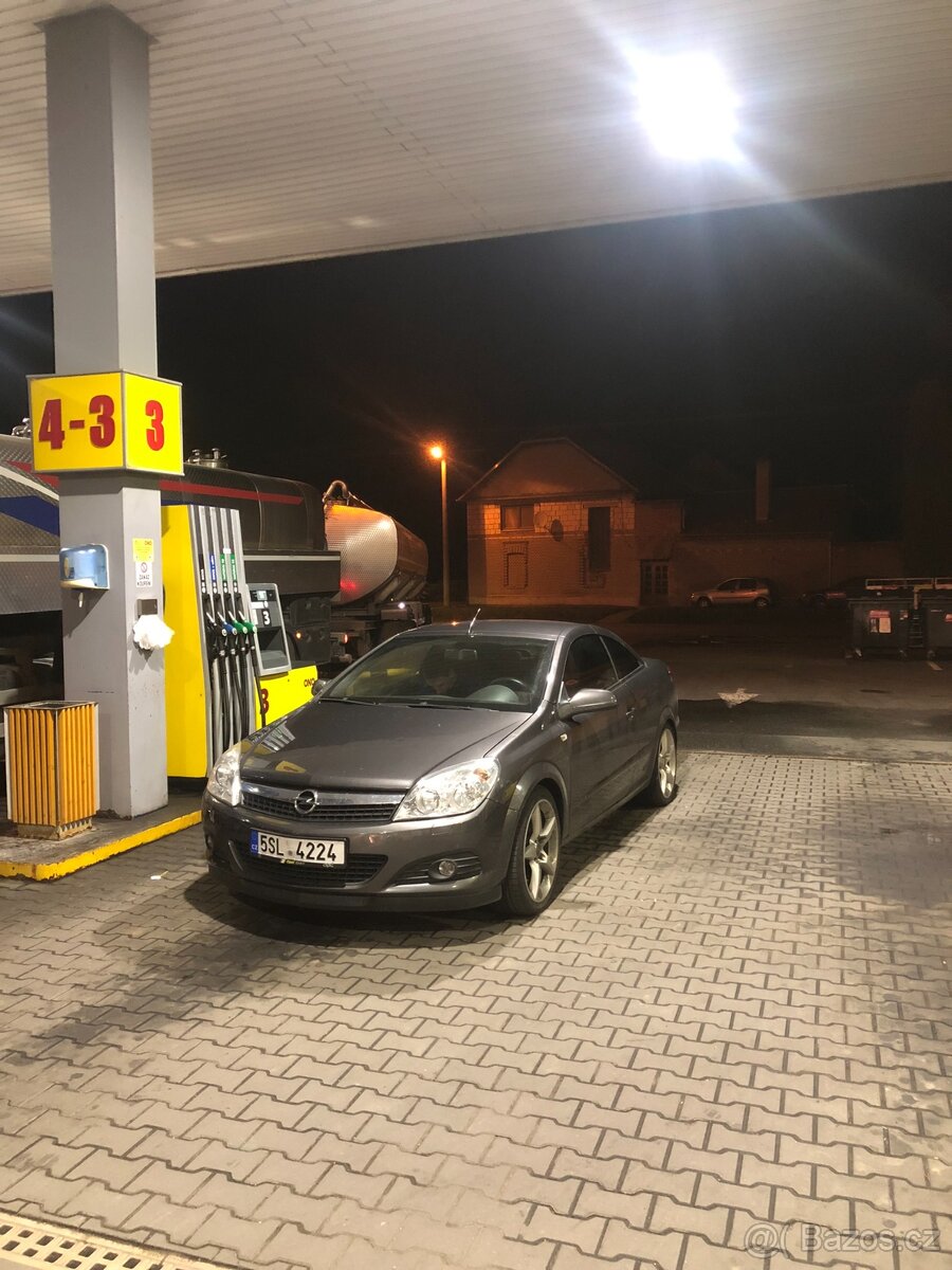 Opel Astra H Twintop 200HP