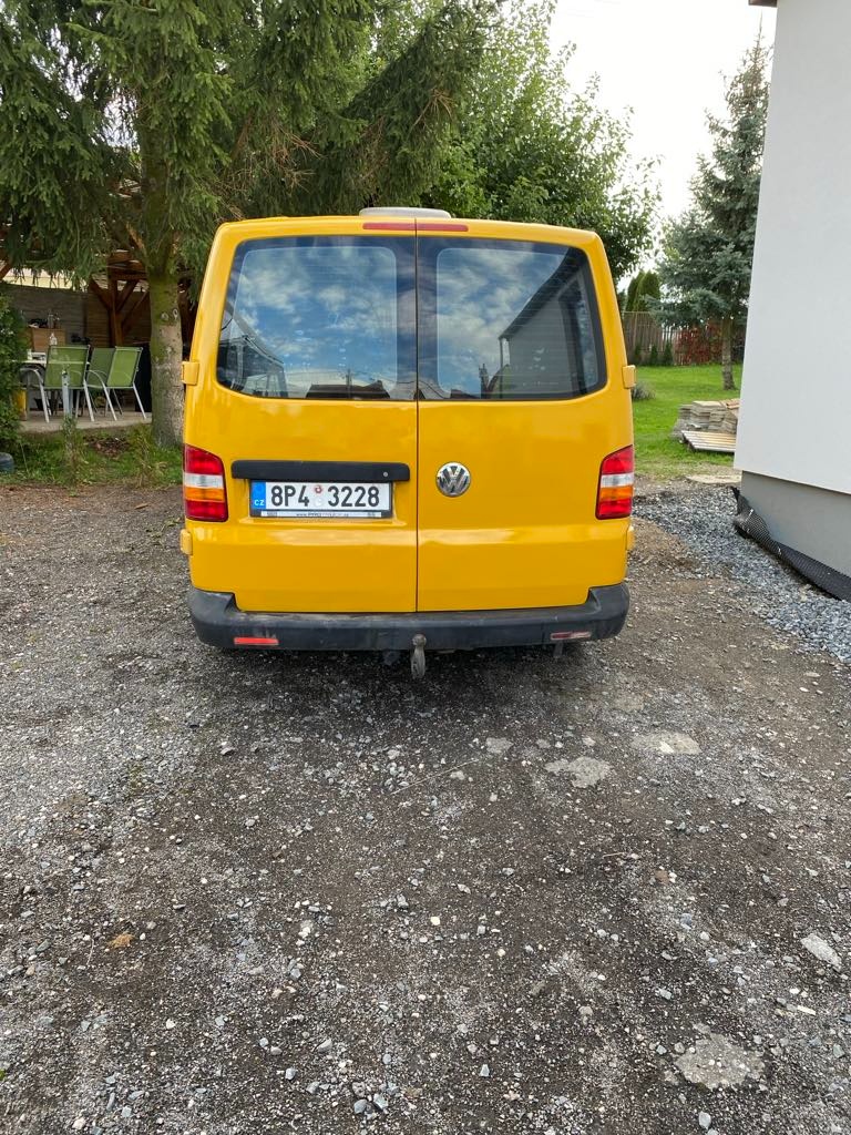 Obytný vw transporter T5 long 1.9 tdi 2009 223tis km