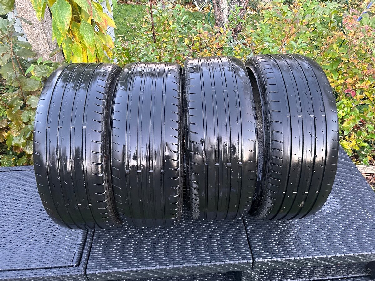 Letní pneumatiky  225/35 R20