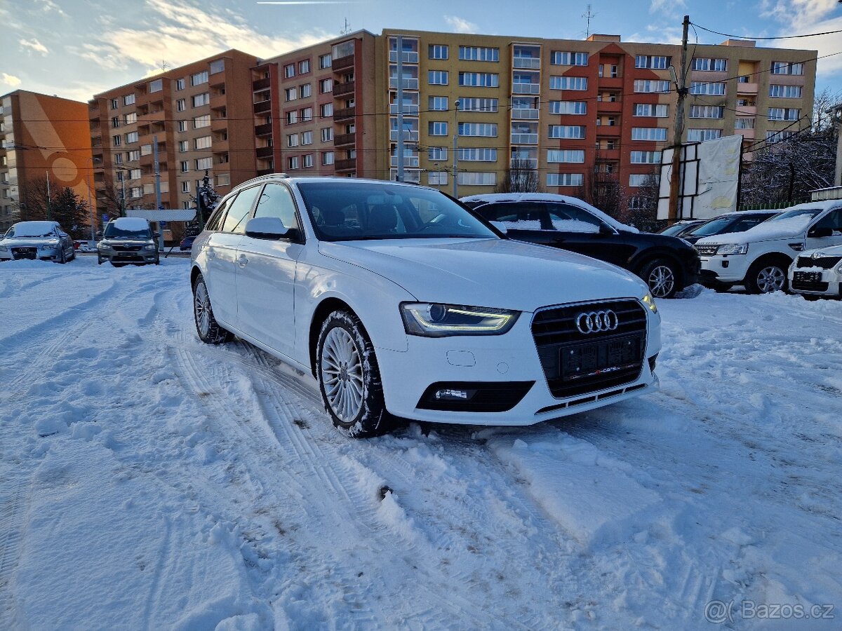 Audi A4 AVANT,2.0TDi,105KW,MANUÁL,NAVI,LED,XENON,2013