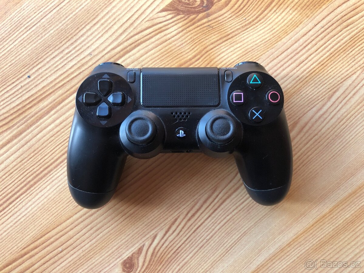 Ovladače na PS4 Dualshock4