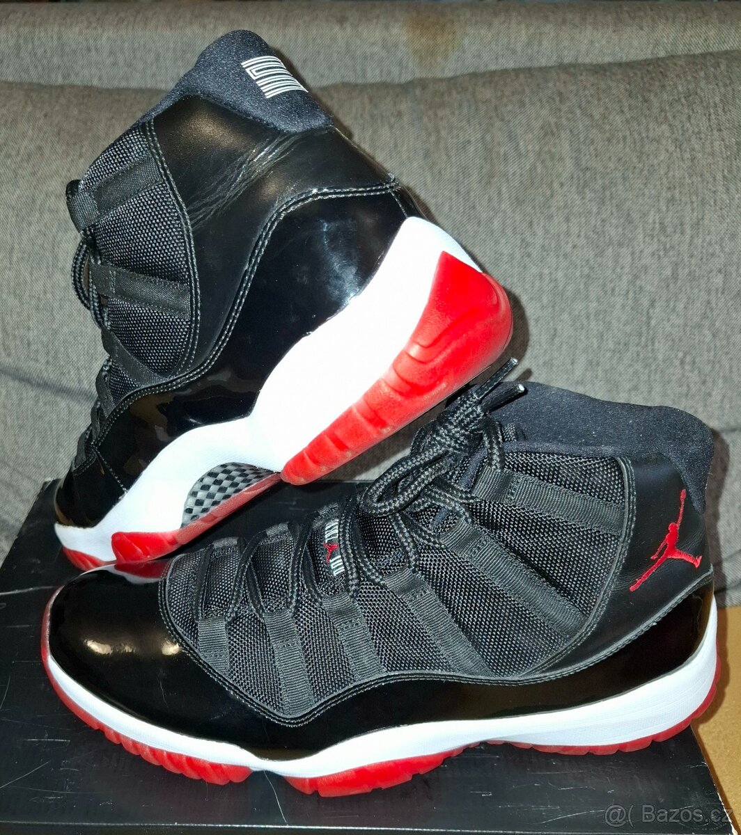 Nike Air Jordan XI Bred 2012