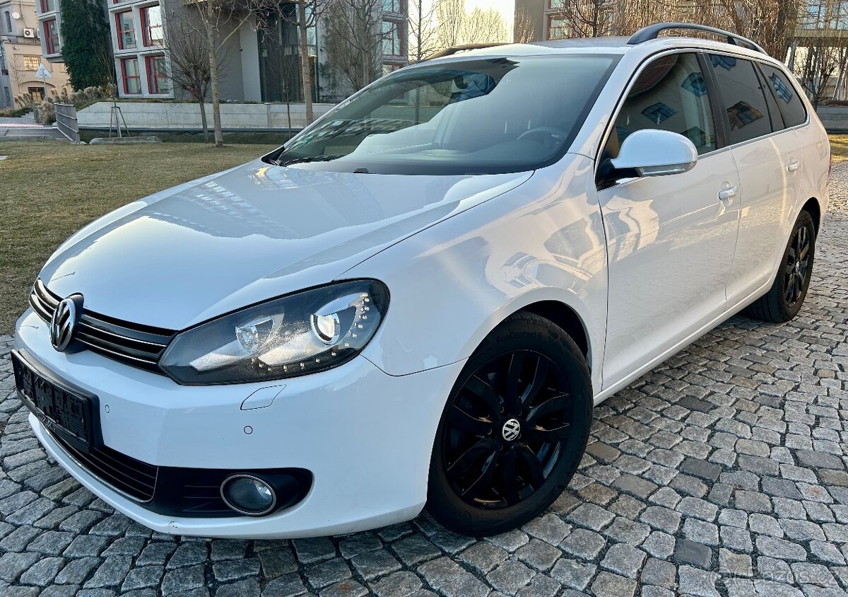 Volkswagen Golf 1.6TDi XENON-NAVI-VYHŘEV-PDC-SERVISKA