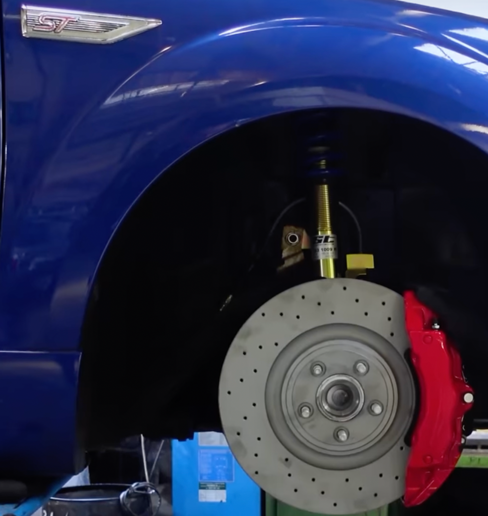 Ford Focus ST Brembo brzdovy kit