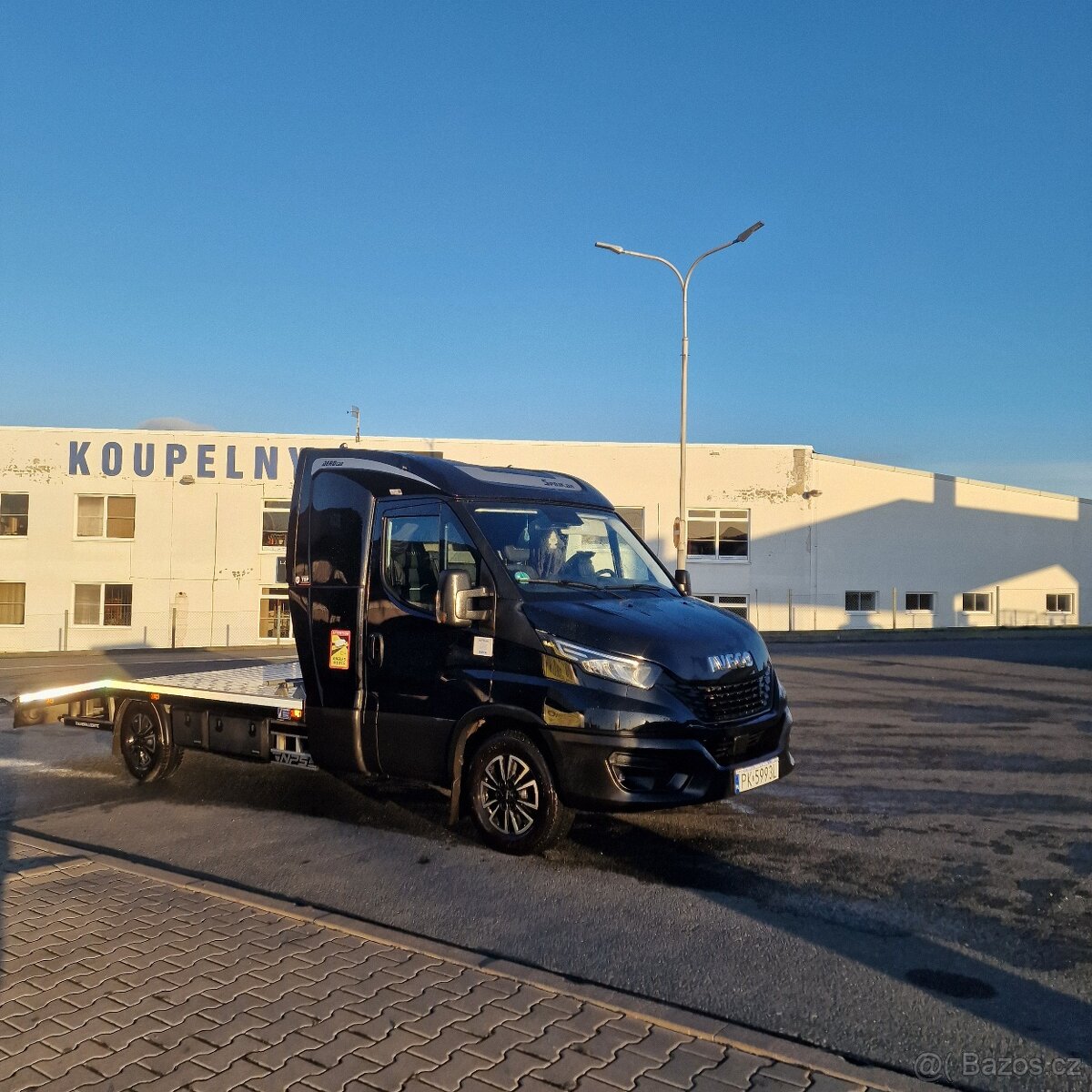 Iveco Daily 35 S 18 odtahovka-odtahový special