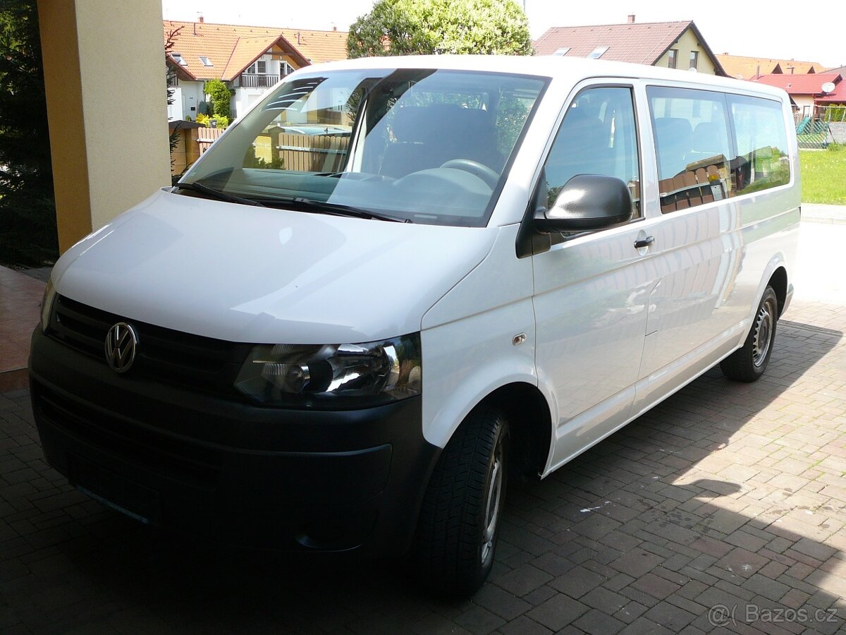 VW TRANSPORTER T5 2,0TDI 103KW LONG 9MÍST KLIMA ROZVODY 207t