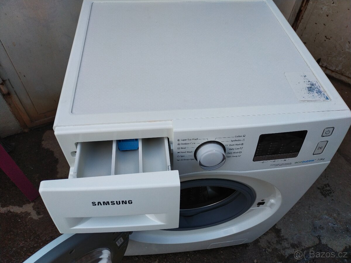 Prodám plně funkční digitální pračku zn.Samsung -7 kg--DOVE