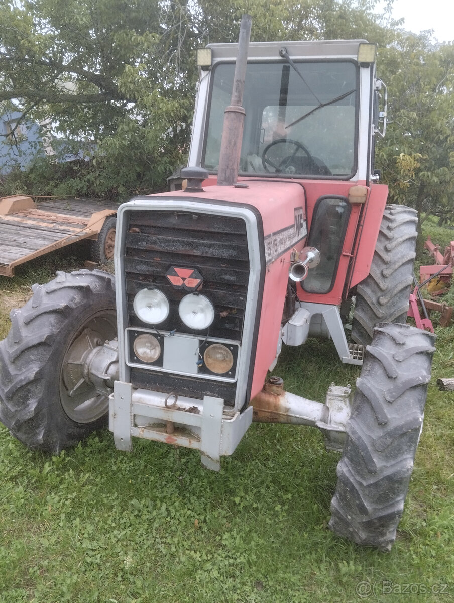 Traktor massey ferguson