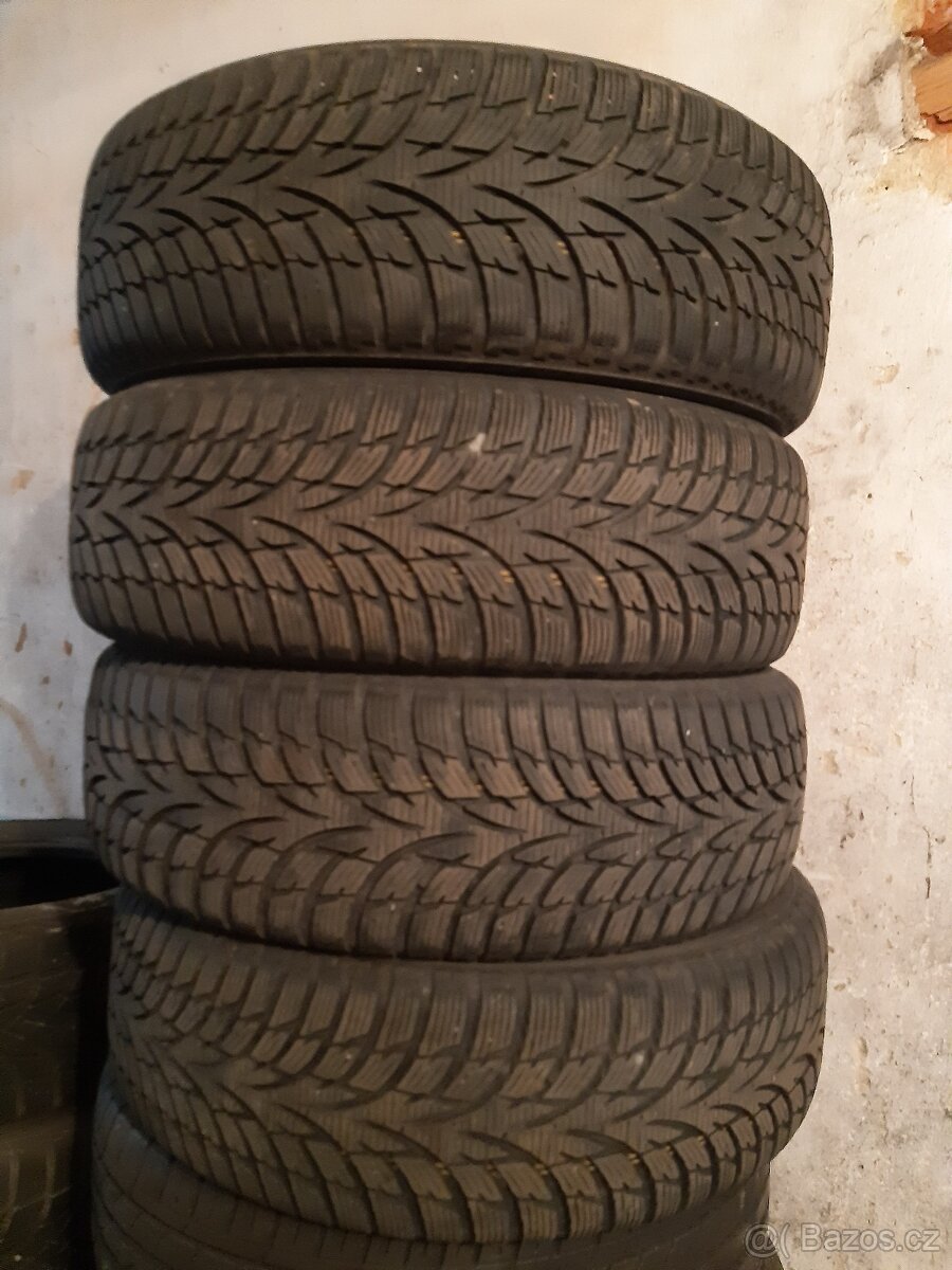 Zimní pneu 195/65 R15 91T