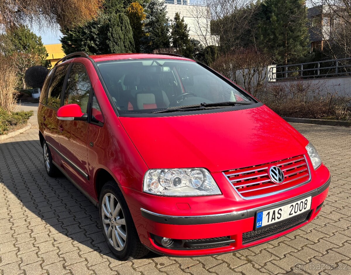 VW SHARAN 2.0 TDI 103kW, reg. 2008, 134 300km, 1.majitel, ČR